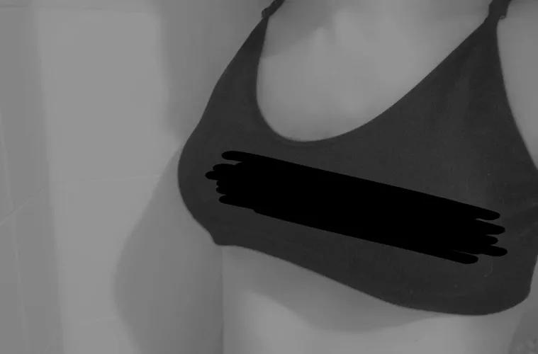 Mesmerising Goddess Needing Birthday Treats! 😈