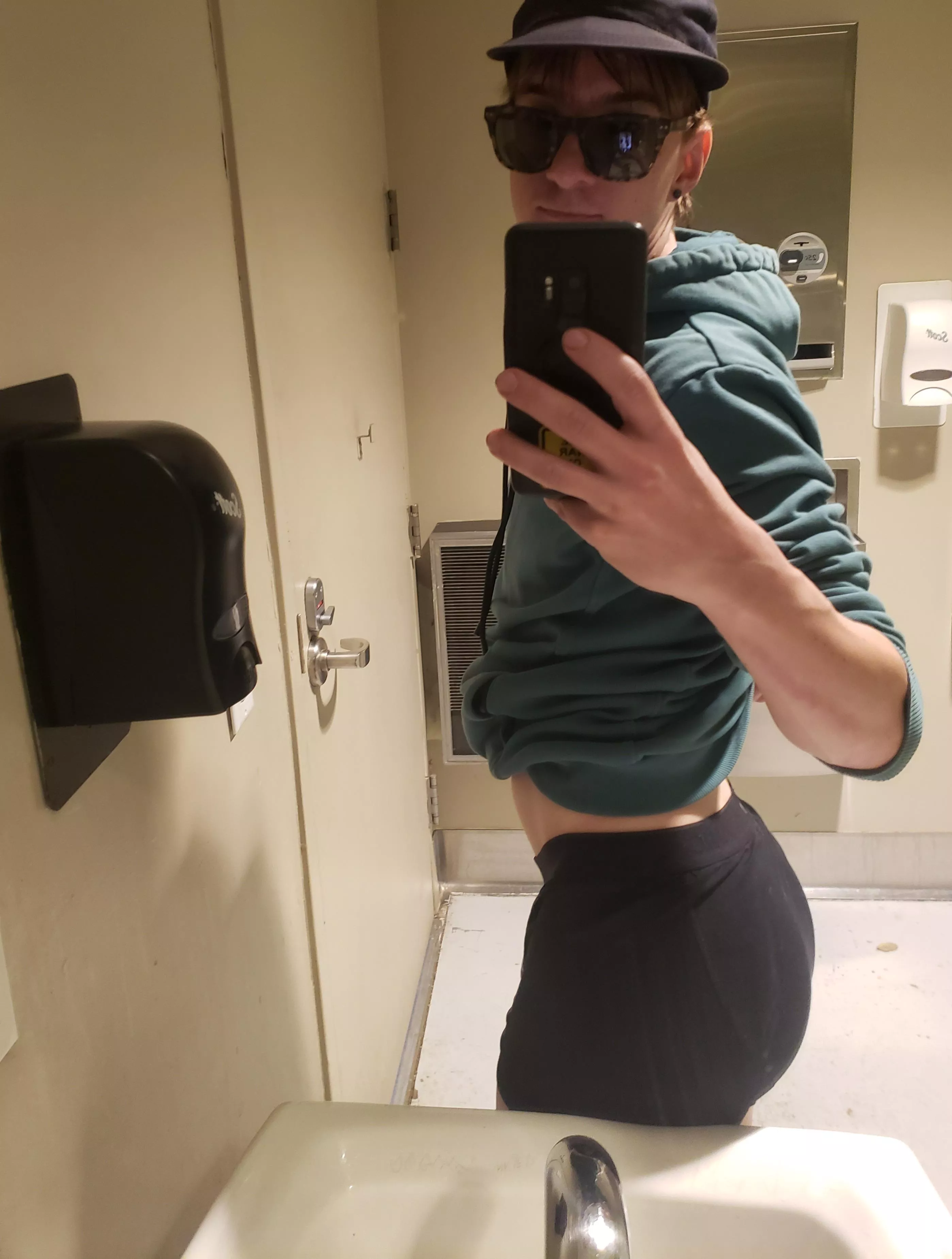 More booty for y’all [return our 3p tools/apps]