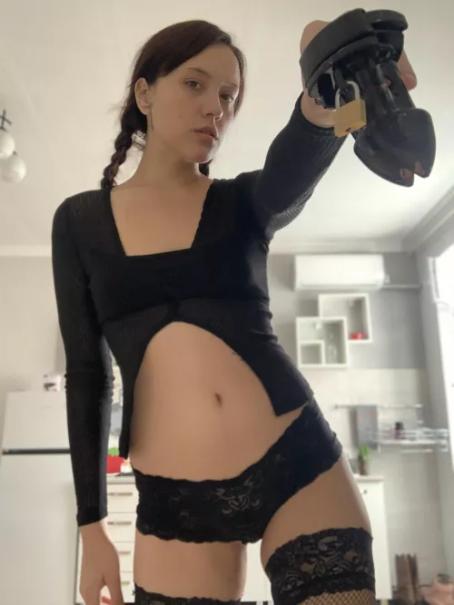 my cage is always ready for you. 