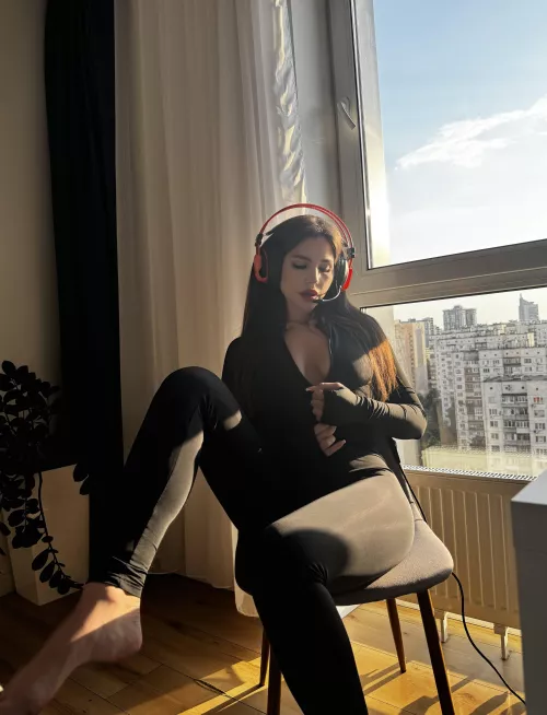 Now we're gonna start a game, and if you lose to me, I'm gonna strip you