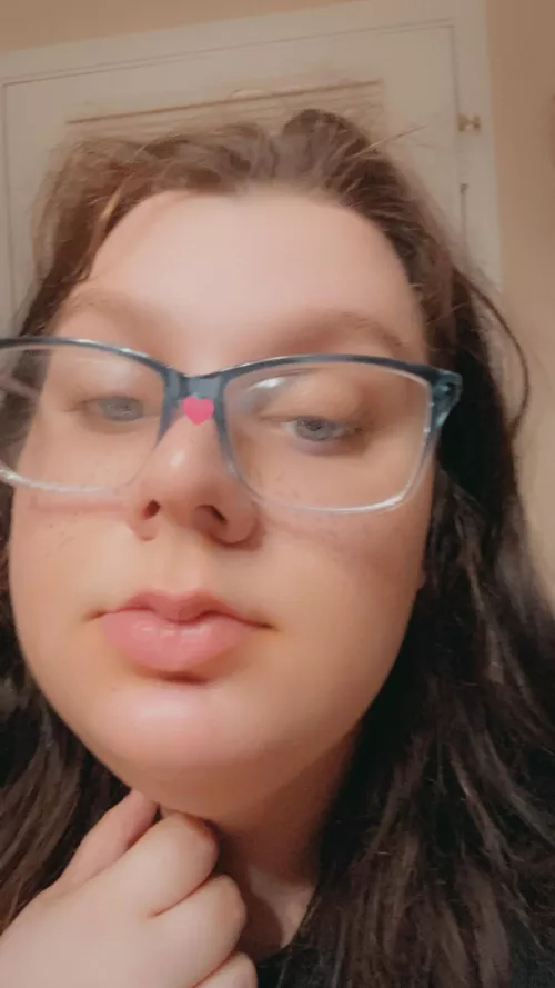 OMG THE UPDATE FOR STARDEW VALLEY IS OUT ON SWITCH EEEEE