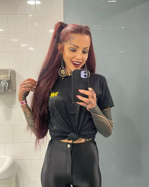 Say hello to my tongue  