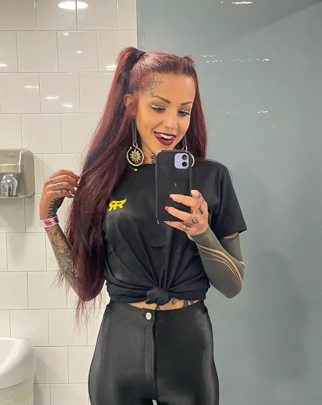 Say hello to my tongue  