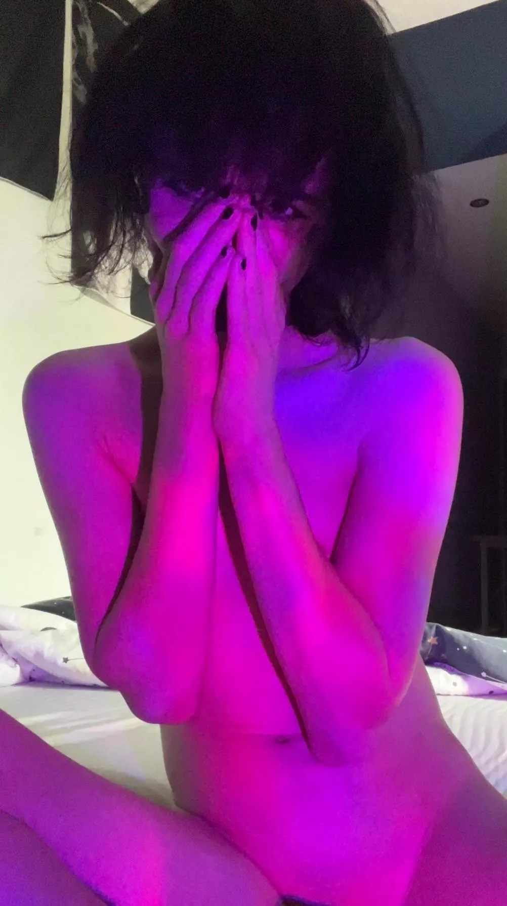 say yes if you want a butt pick from a nerdy trans girl