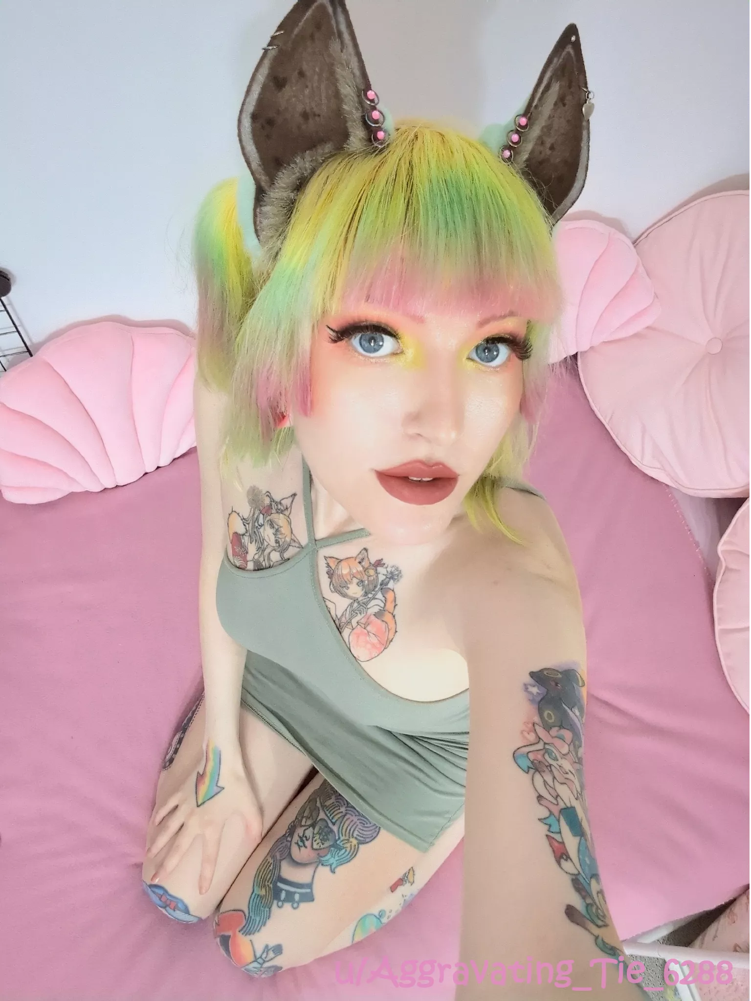 Sending u this pic 'cos I'm ready & waiting 4 u