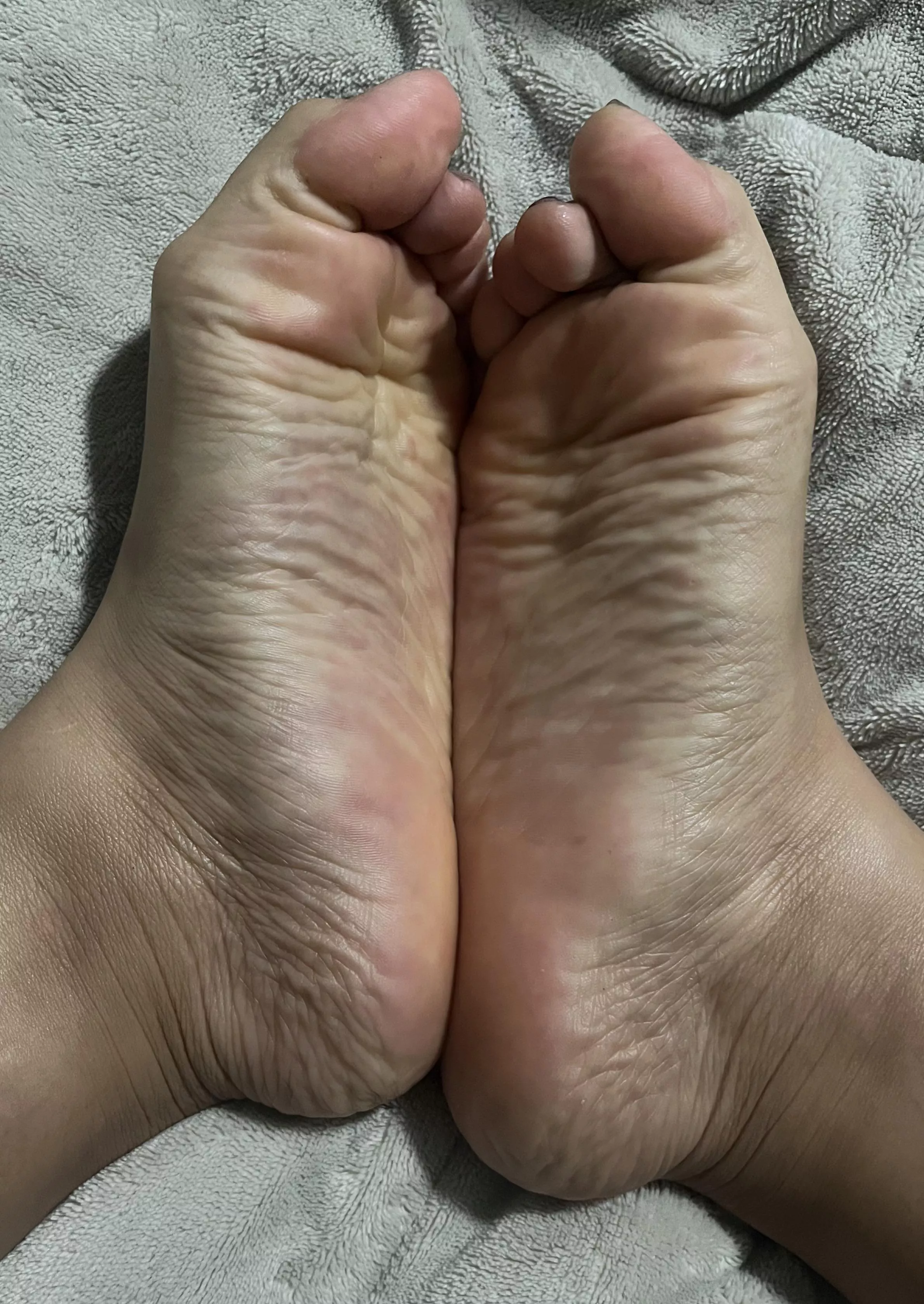 They need to be worshipped 😏