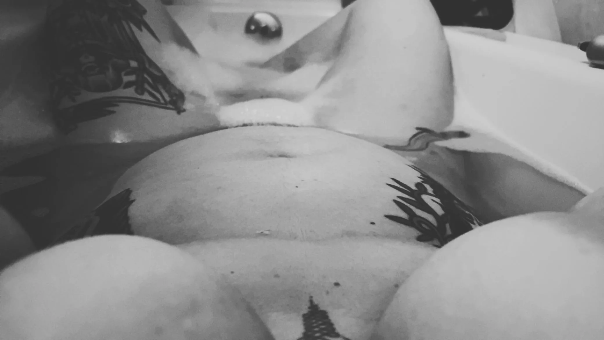 Thick Milk ready to give you the best [GFE] out there. [sexting] [videos] [panties]