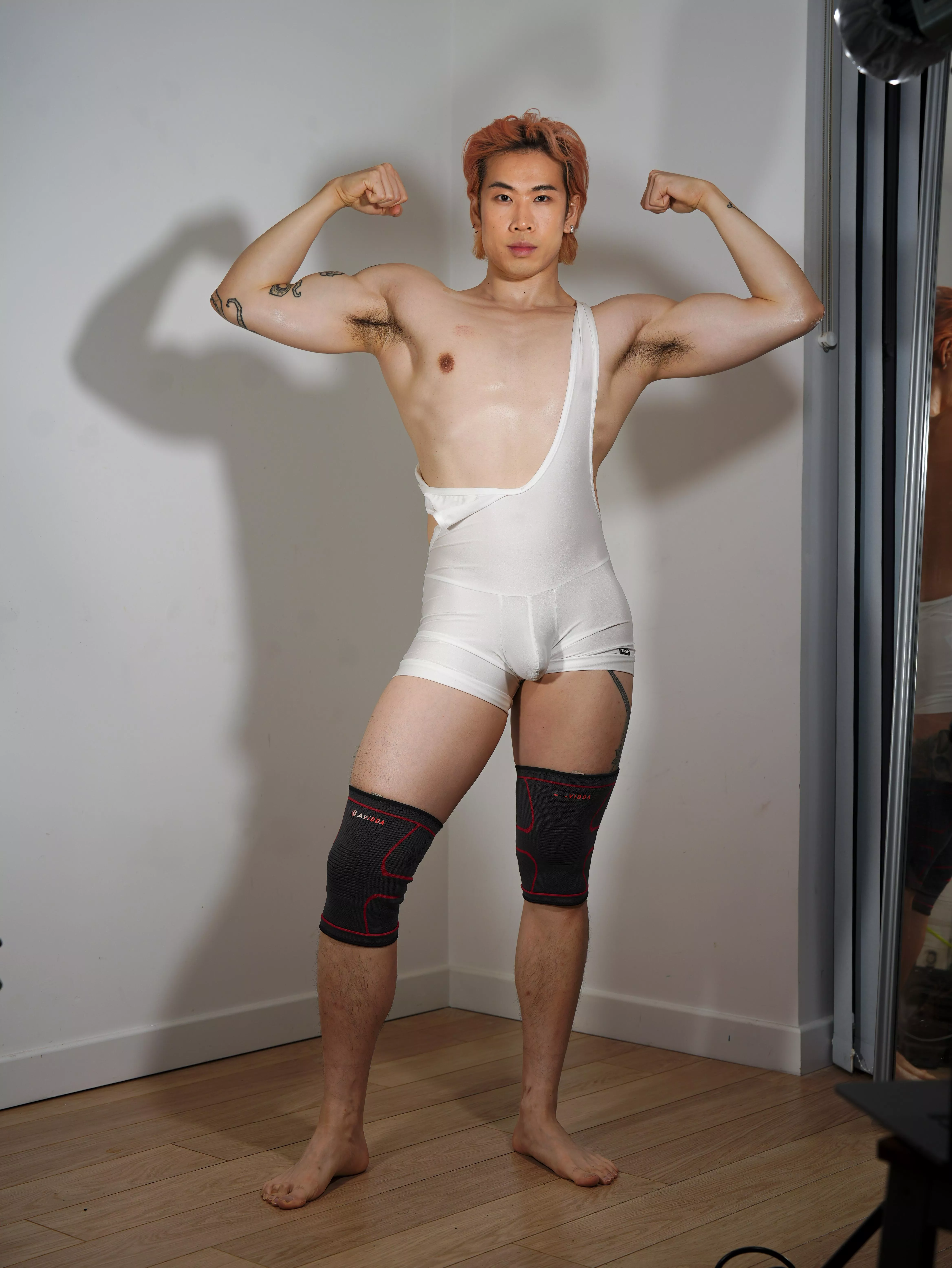 What holds can you teach me to start with?