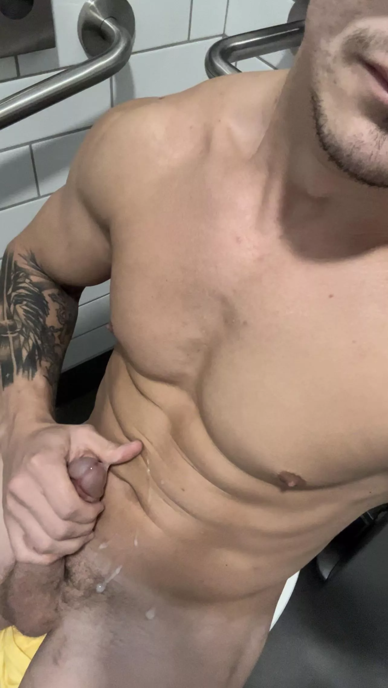 Who else gets freaky at work 