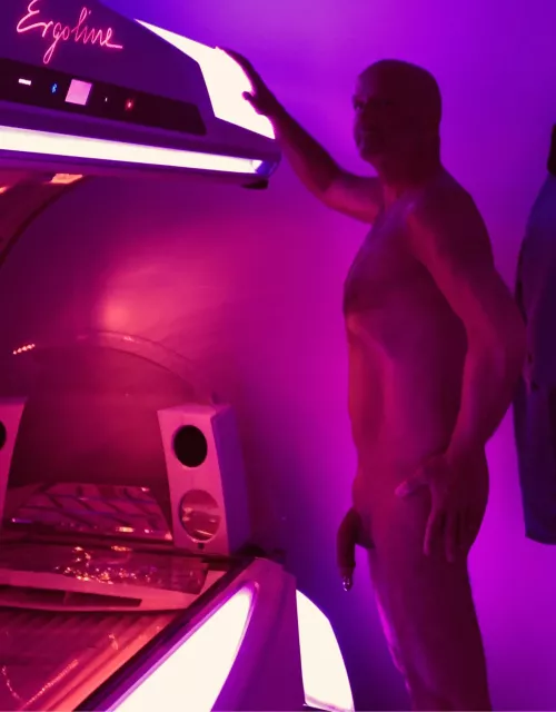 Always use the sunbed before the sex date!