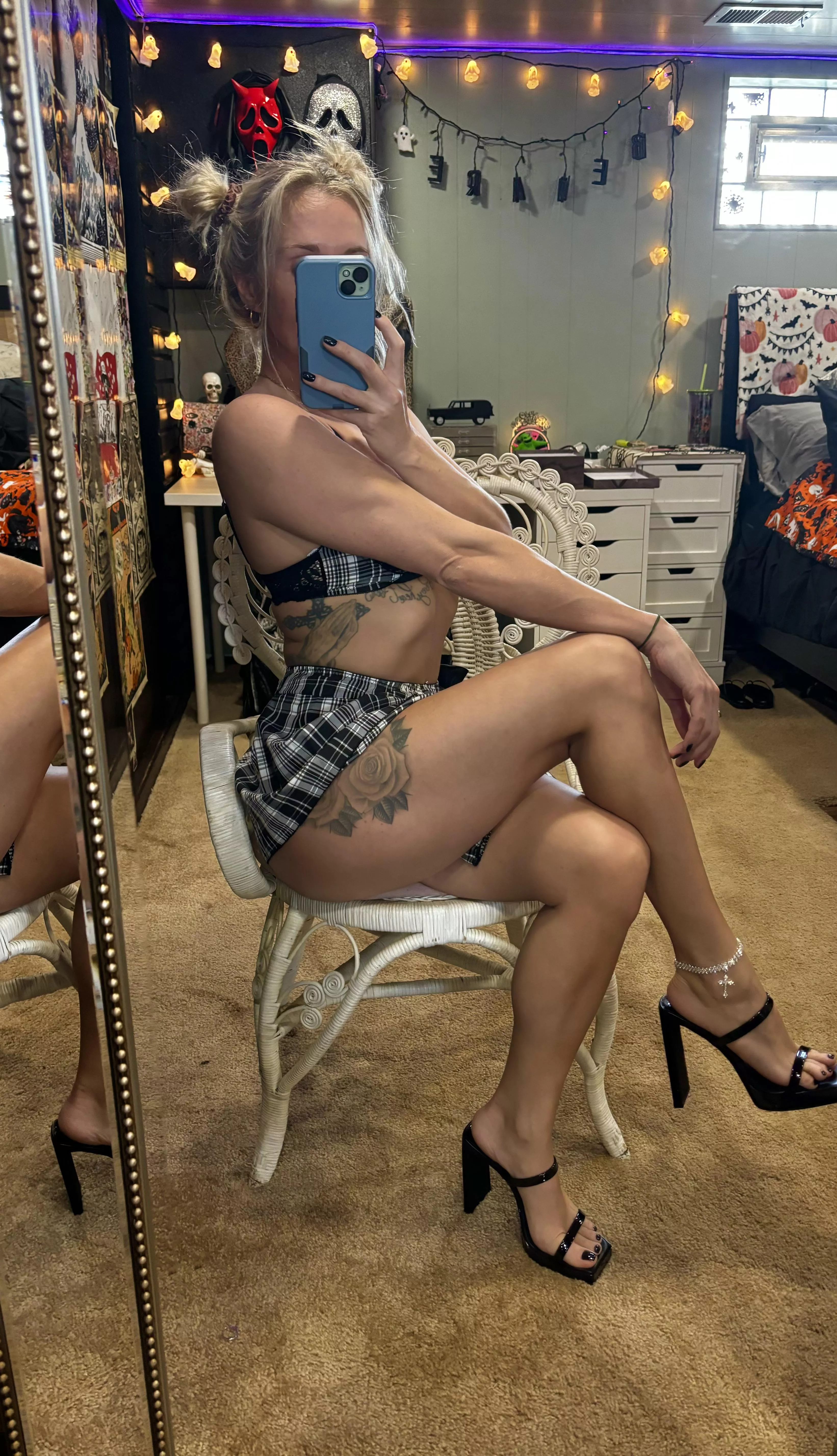 Black on black ❤️‍🔥 [oc] 