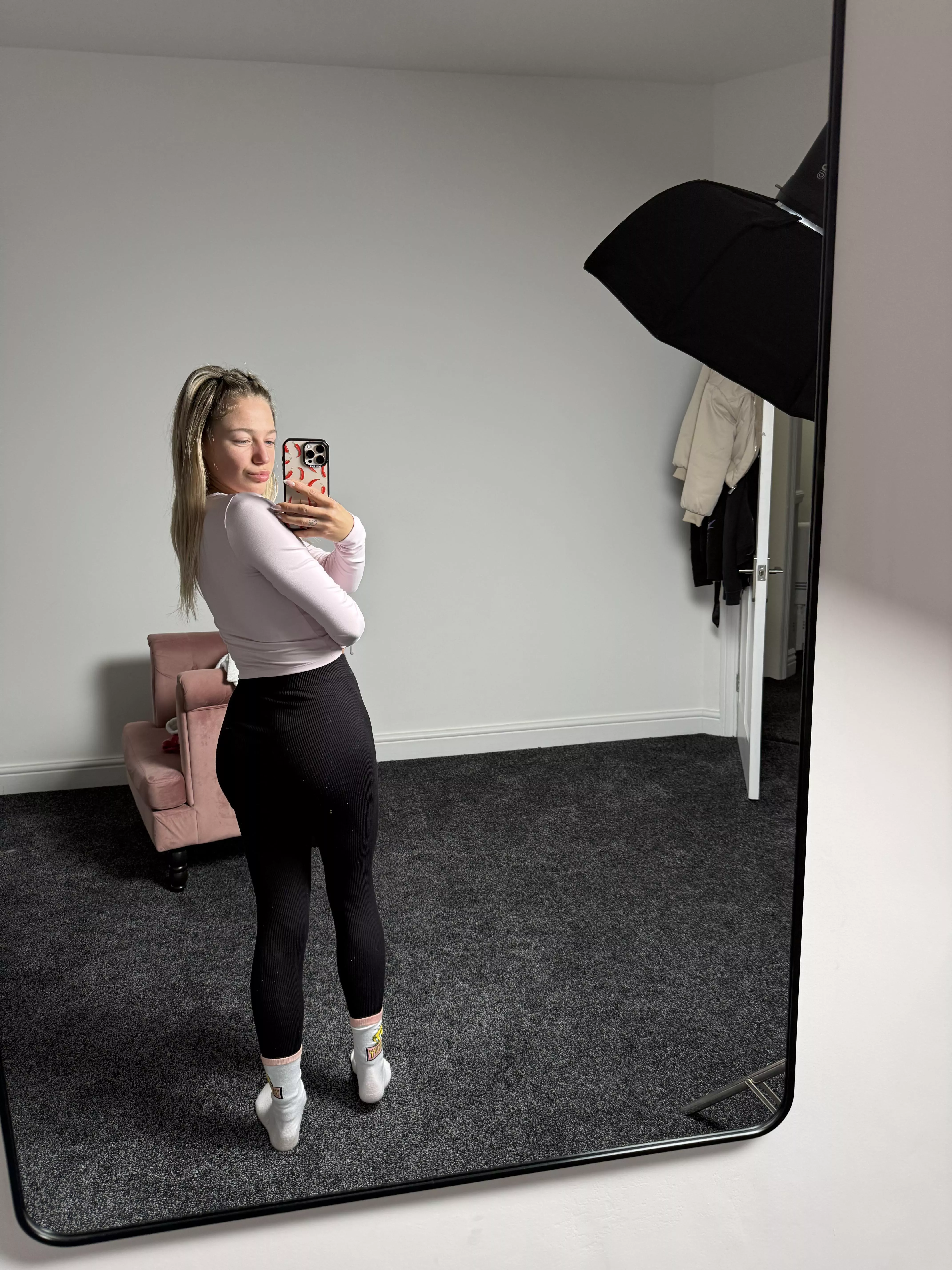 Couldn't stop wearing crews if I tried🤤 [F]