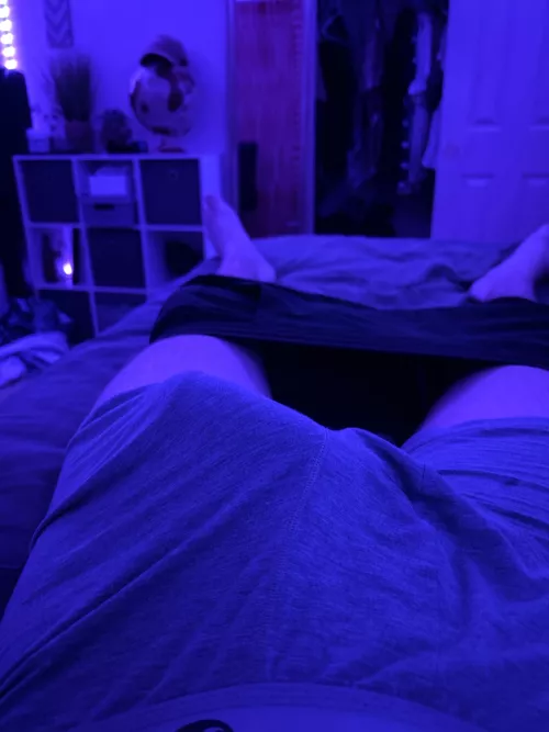 Dm to see whats underneath🫣