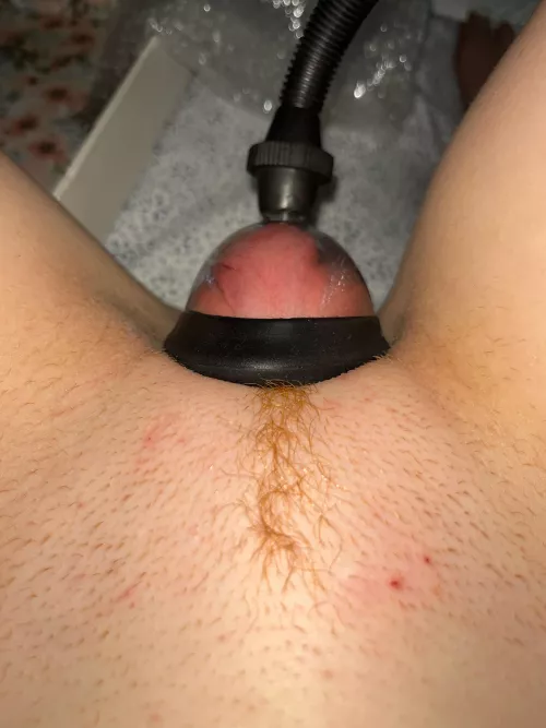 first time pumping my pussy! [f]