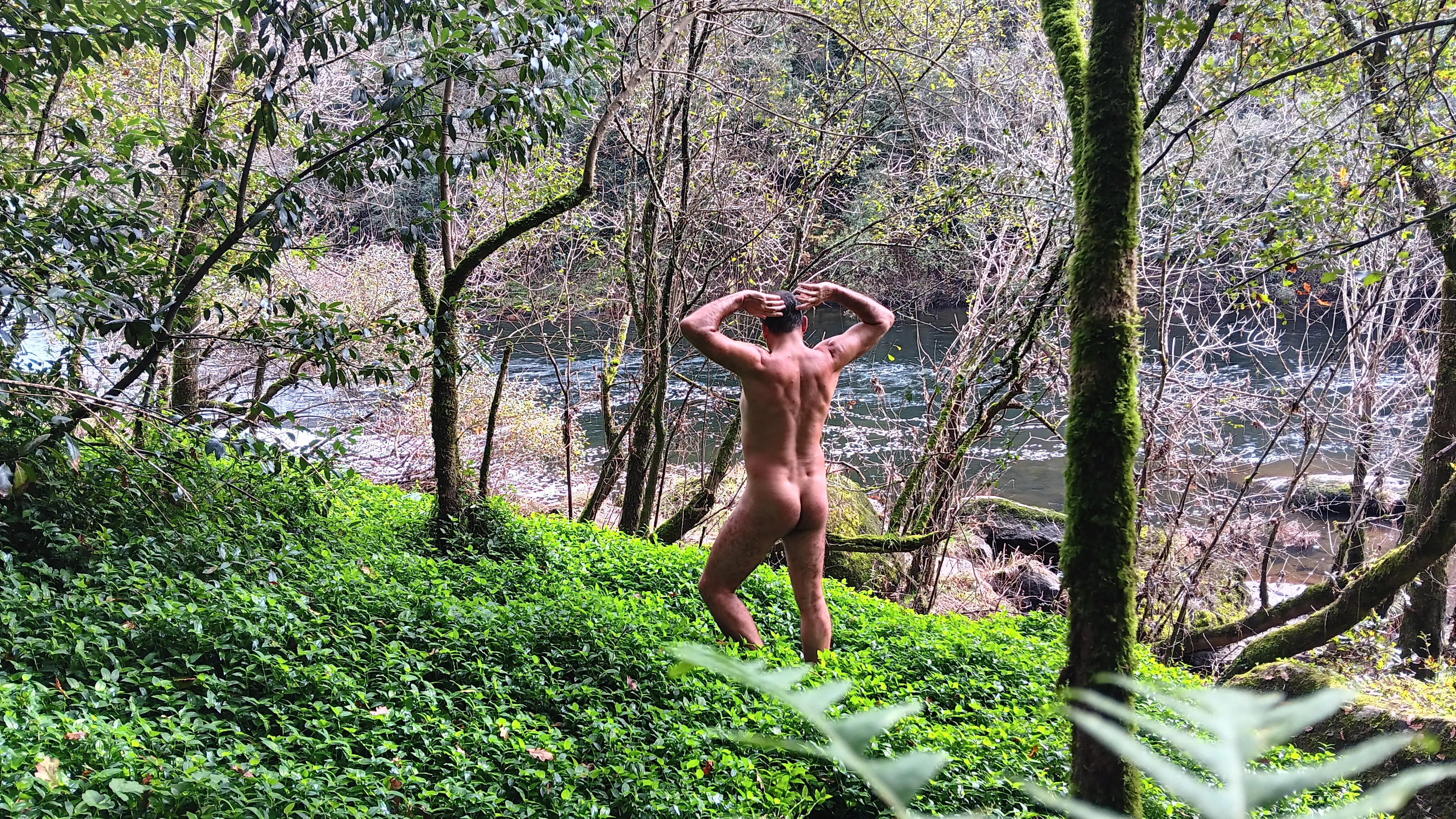 Green power in the river 