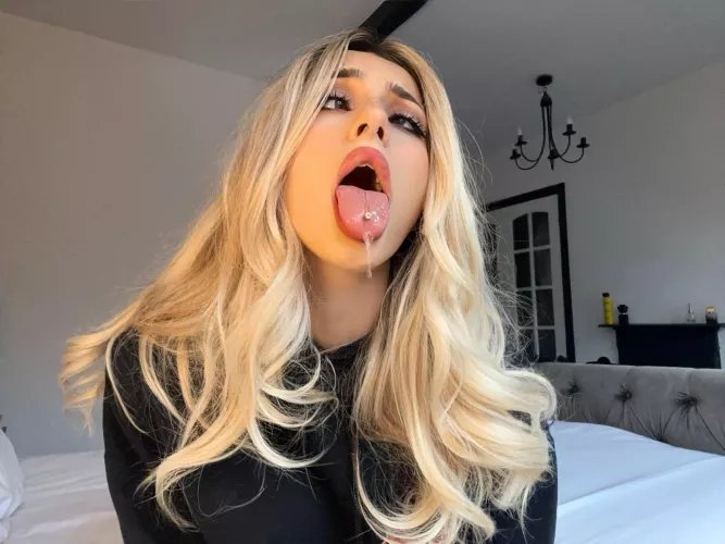 Is this enough drool for you?💦