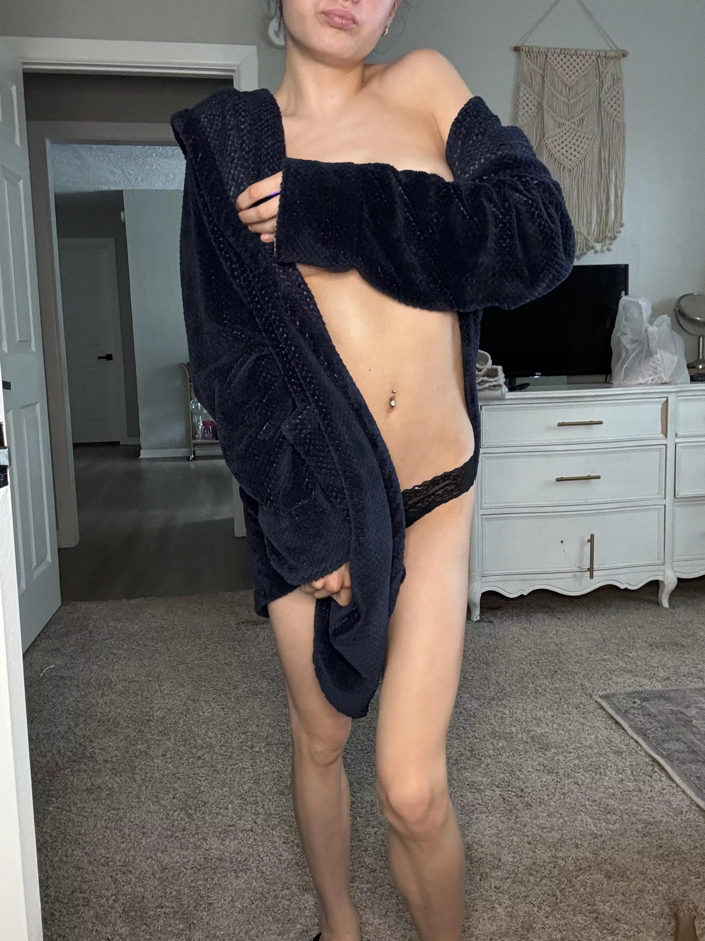 let me give you the brunette experience 