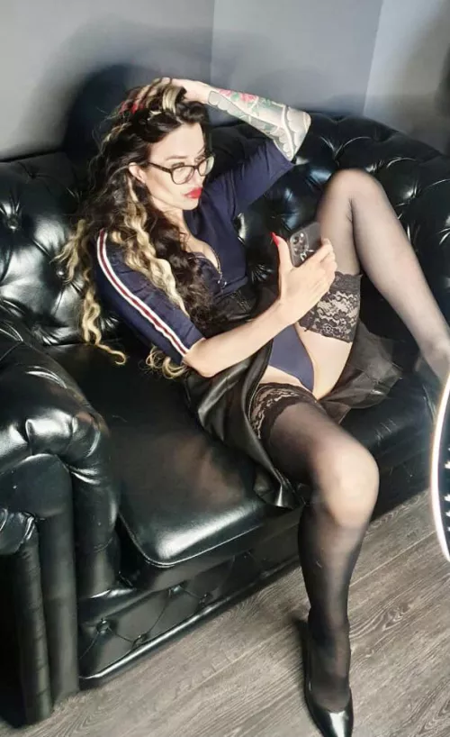 Love to getting naughty together before bed 