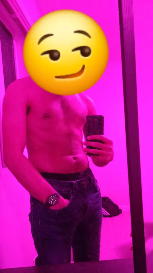 M4F Able to host tonight