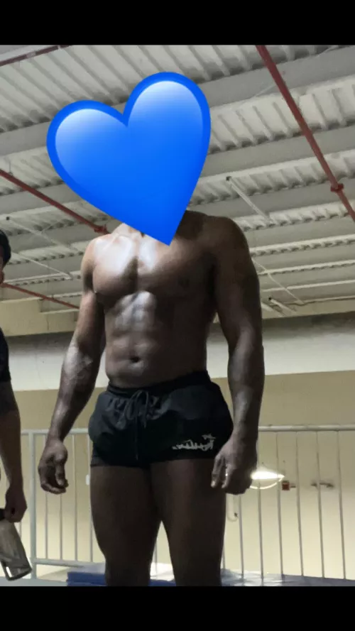 M4MF COLUMBUS GA 6’3 9”