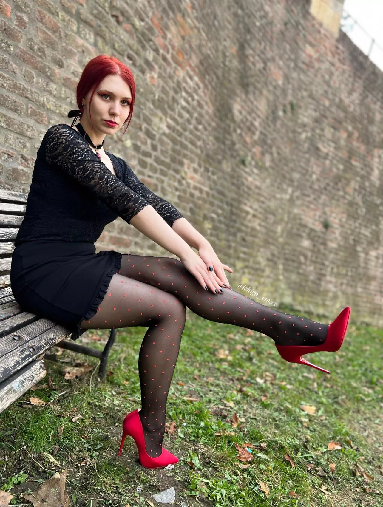 Red heels are so sexy 