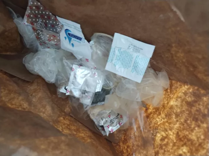 [selling] Want a piece of me Used condoms $10 each plus shipping ❣️