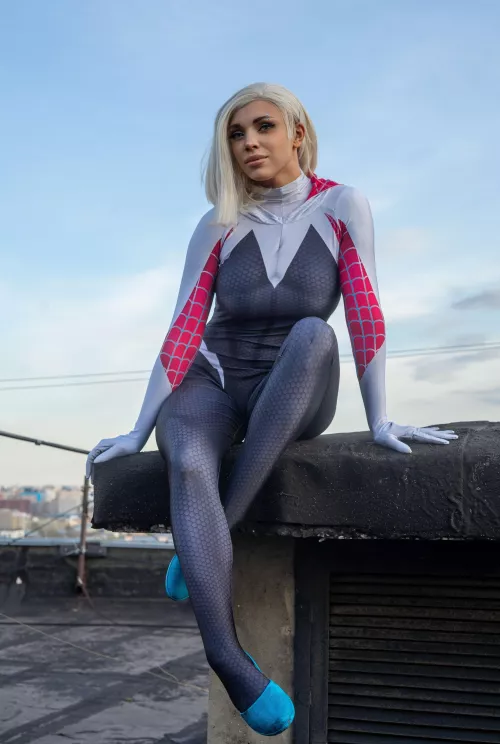 Spider Gwen by Octokuro