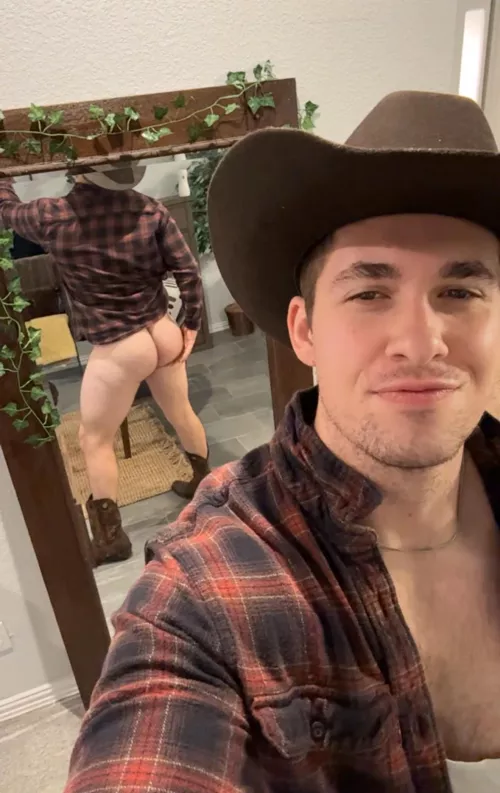 Thick ass cowboy 