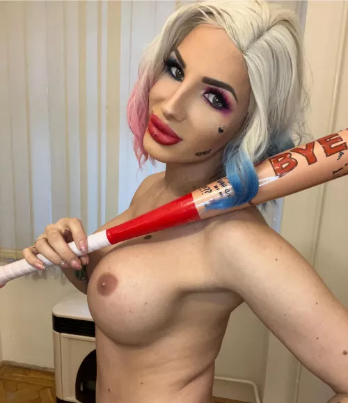 Turn that arr'ow if you accept my nude without question.