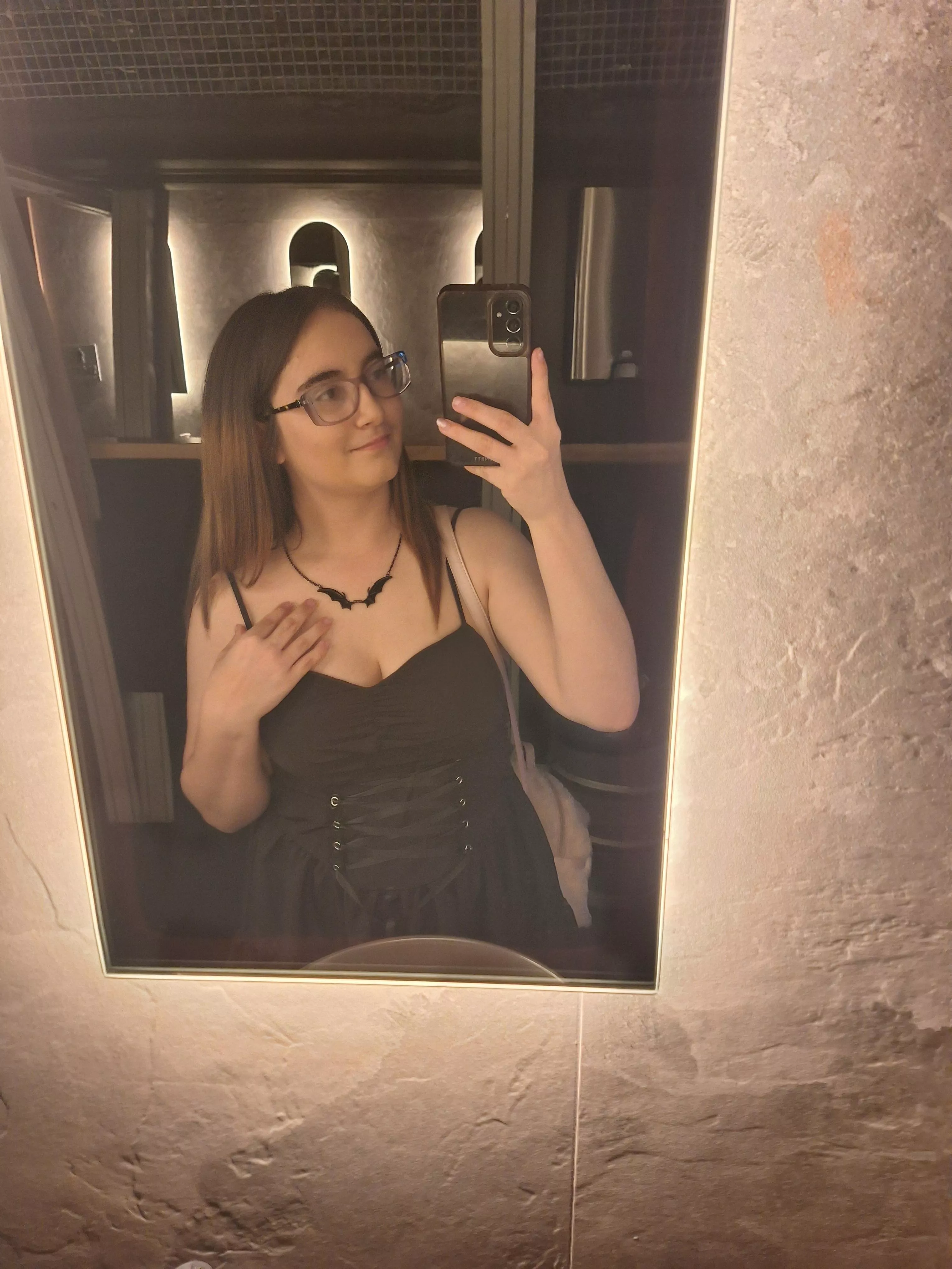 16 / 30 spots used join quickly before before sale ends to see RPS, TOY VIDS, DDLG,COSPLAYS 