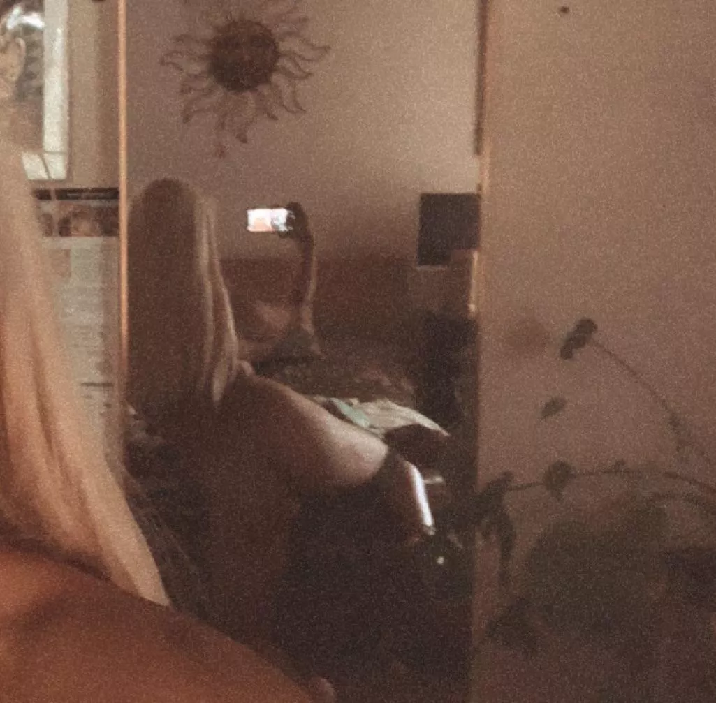 22 [T4M] CD sissy seeks young stud fwb in Addison 