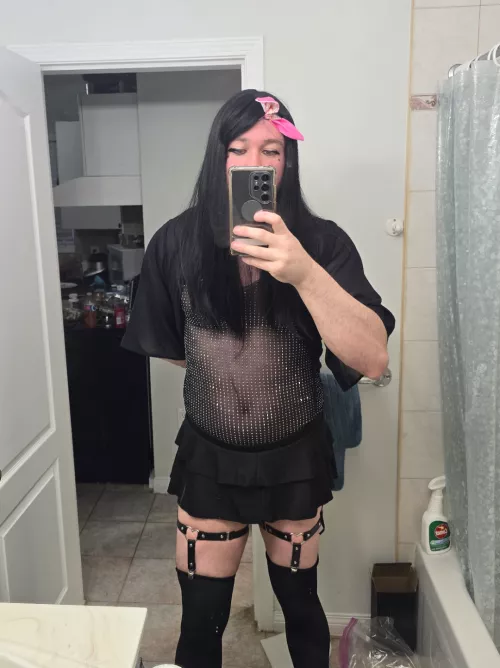 34CD Vancouver looking for fwb