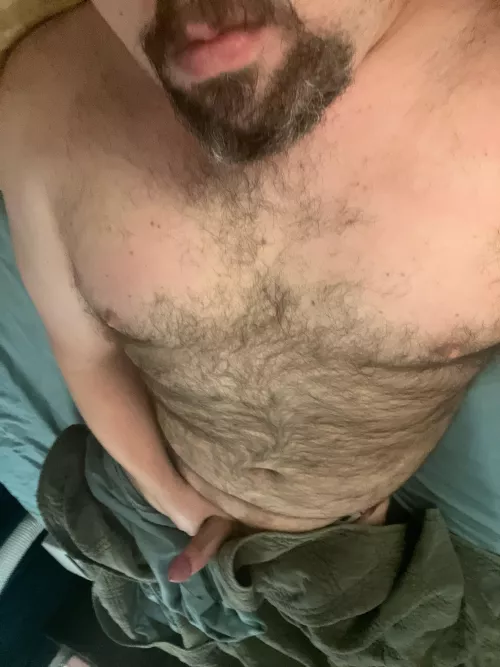 37 workday done what better way to spend the afternoon home alone scrolling Reddit 