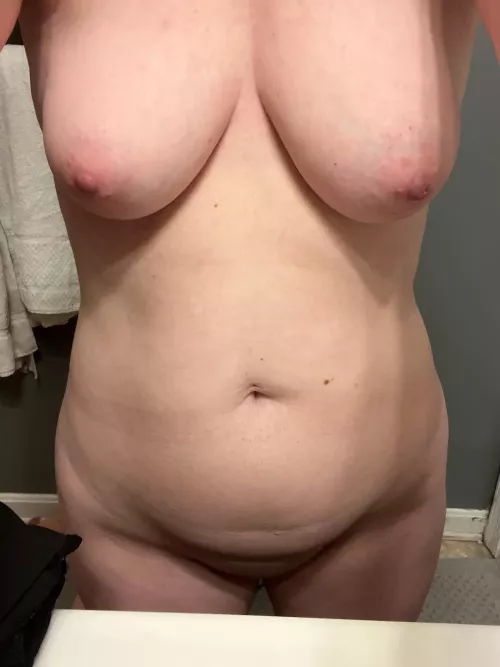 43 year old housewife 