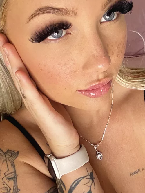 am i turning you on babe?? (scotland)