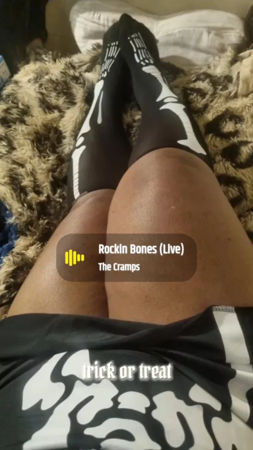 can your pussy do the dog? 🐈 💋 🐩 ~mlgw~