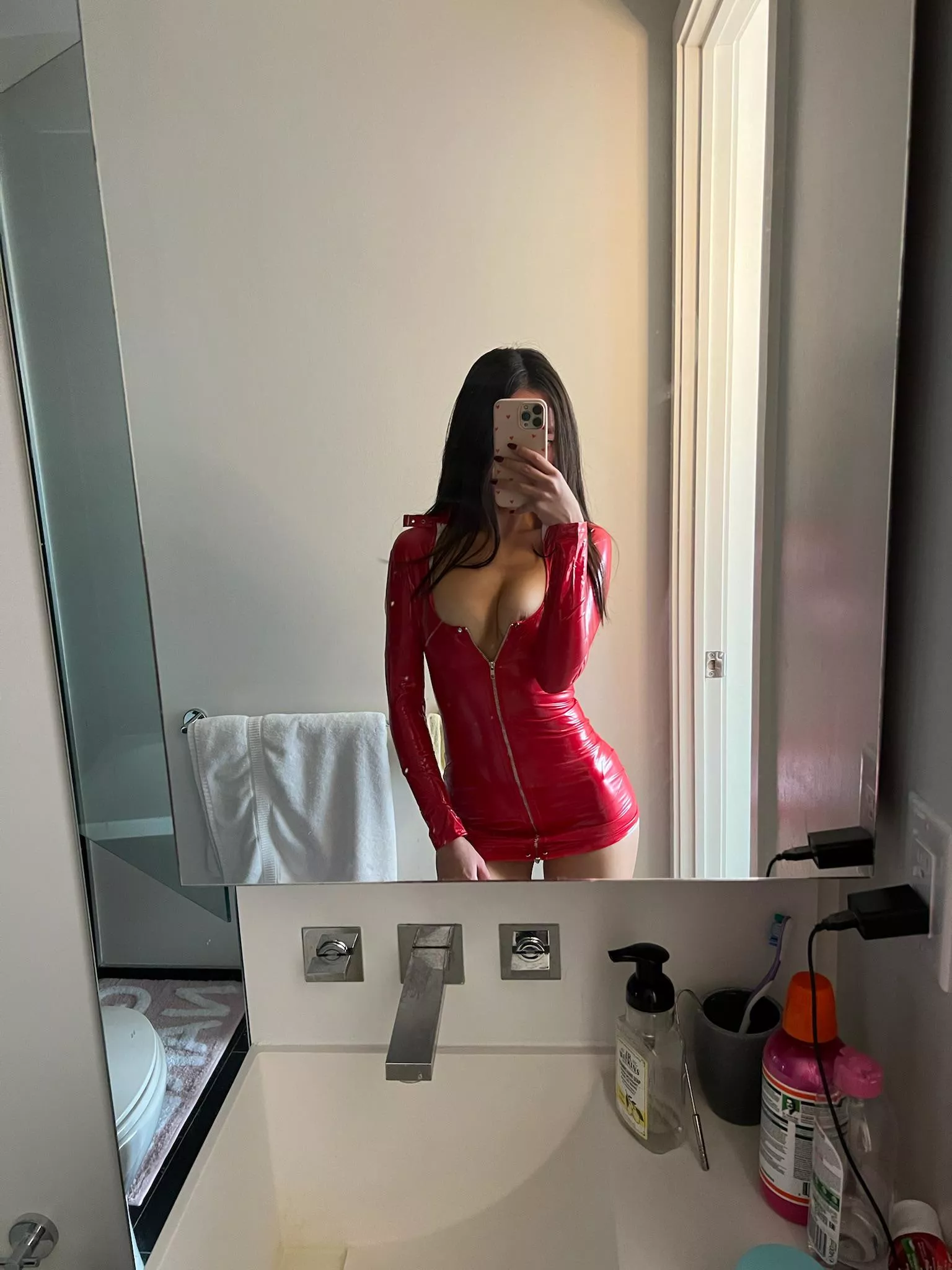 Could I be an F1 wag?