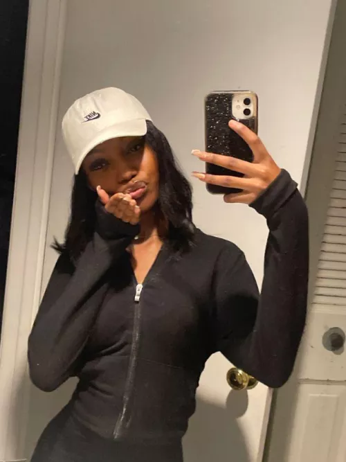 Cute lil throwback 🥰