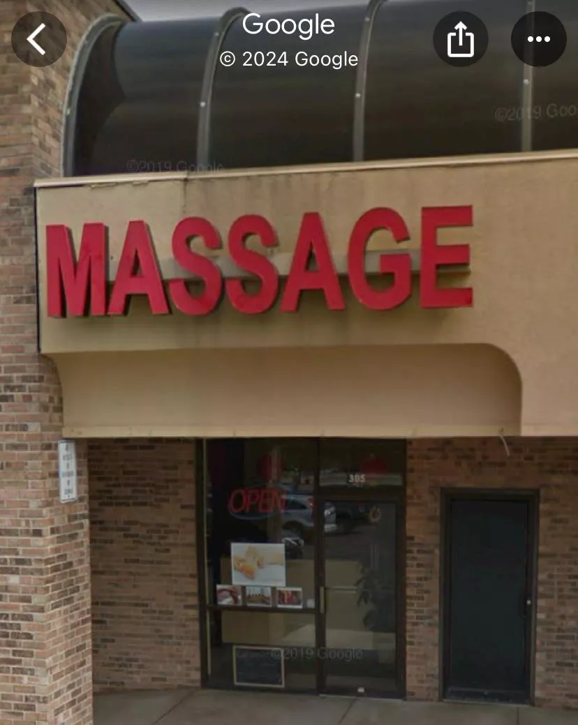 Do most AMPs have doors that look like this?