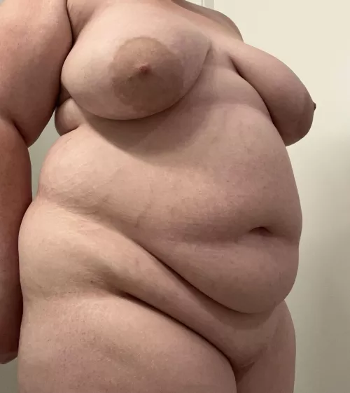 Doctors of Reddit- I am in need of a very thorough and hands-on examination! 