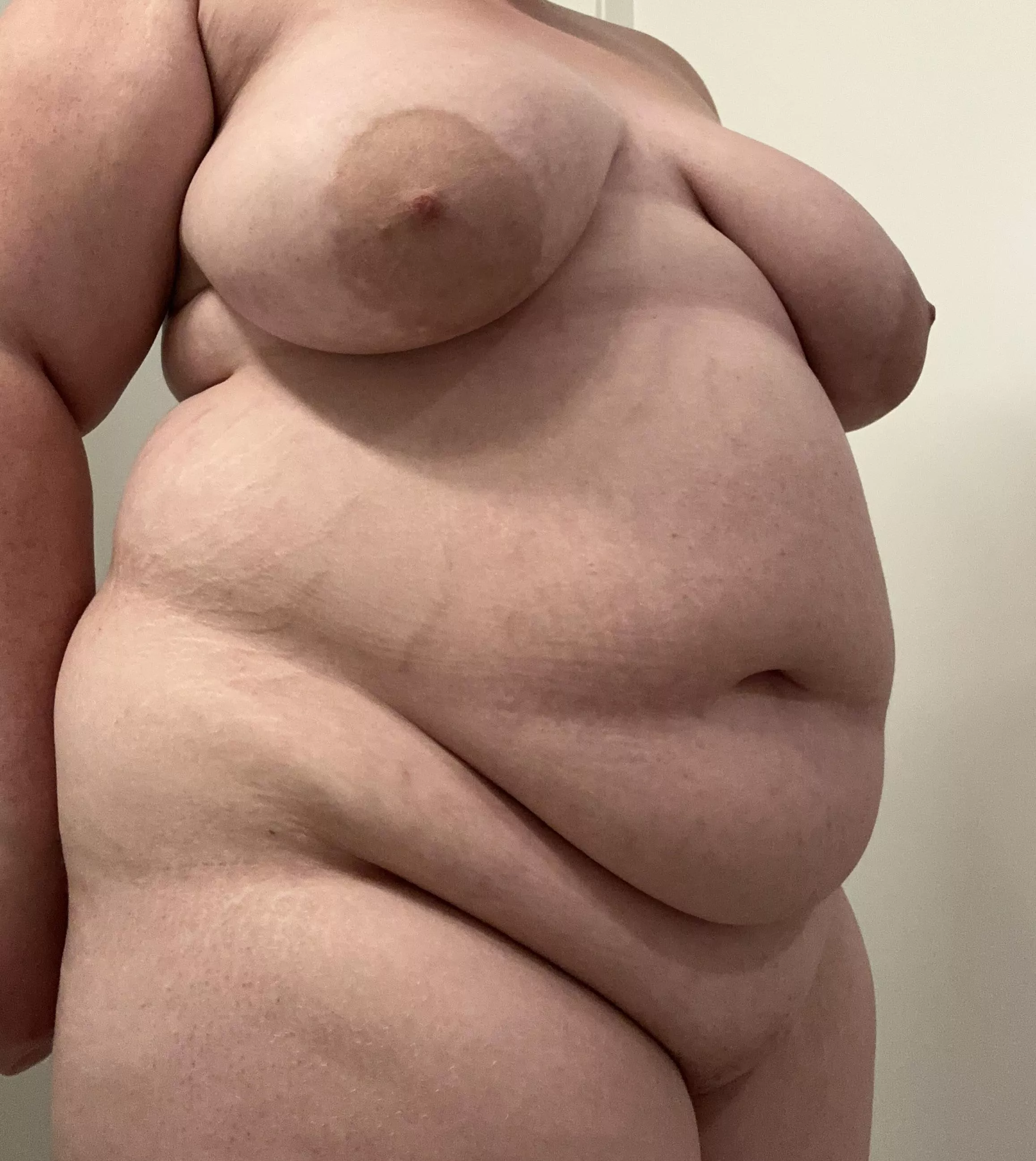 Doctors of Reddit- I am in need of a very thorough and hands-on examination! 