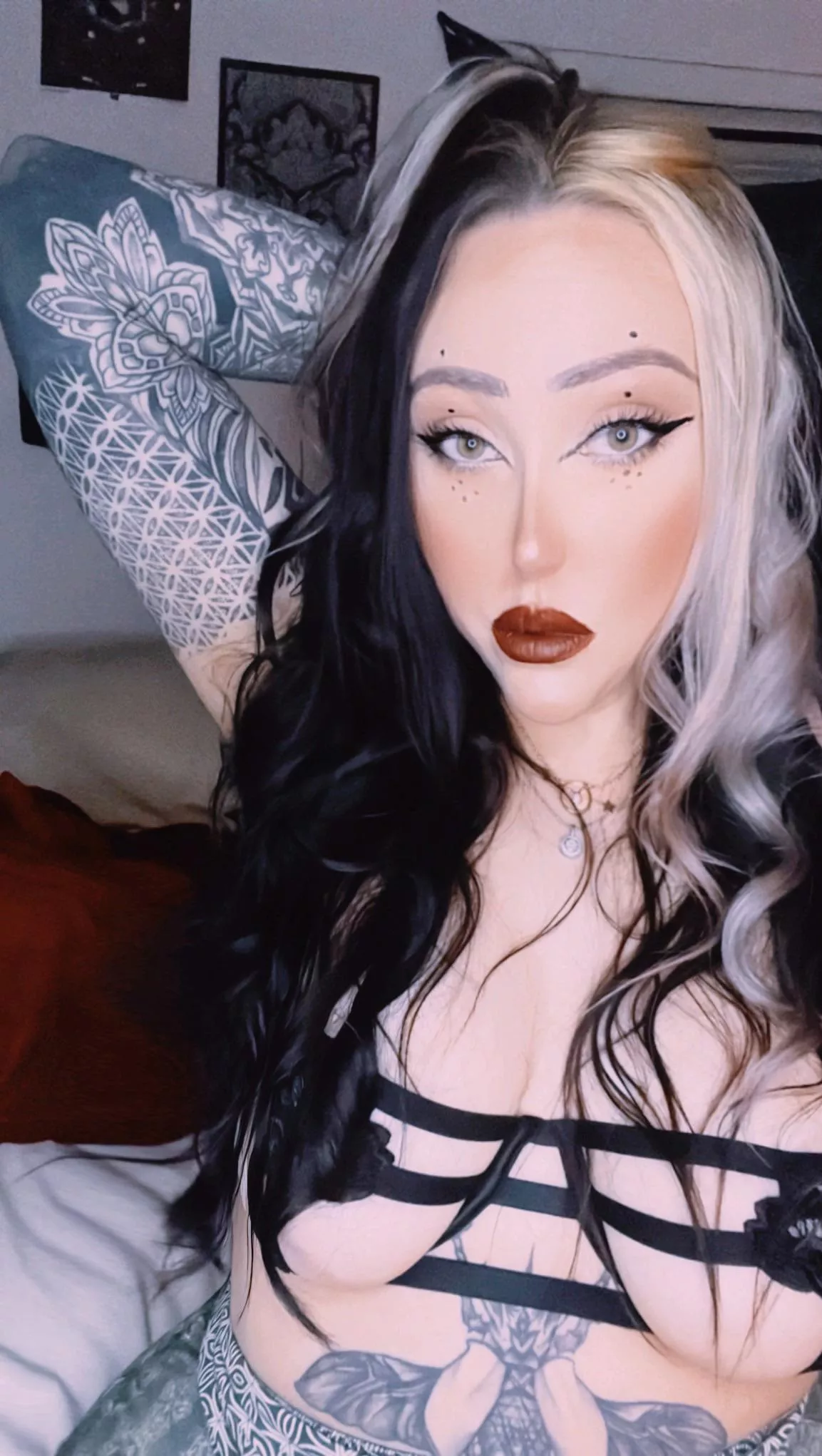 does daddy like my tattoos 🖤