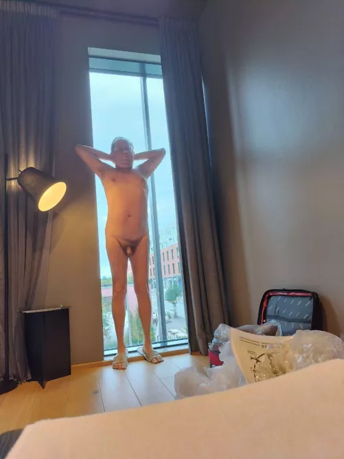 Exhibit in hotel window. Can i be exhibit in musium?