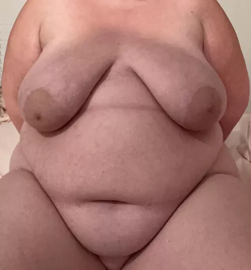 {f} Hope you’re settling into your new home nicely ;) 