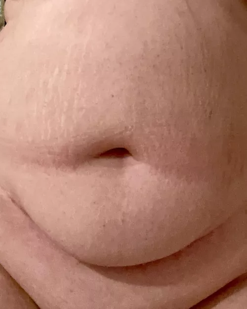 {f} Worship my glorious gut or join the others inside… 