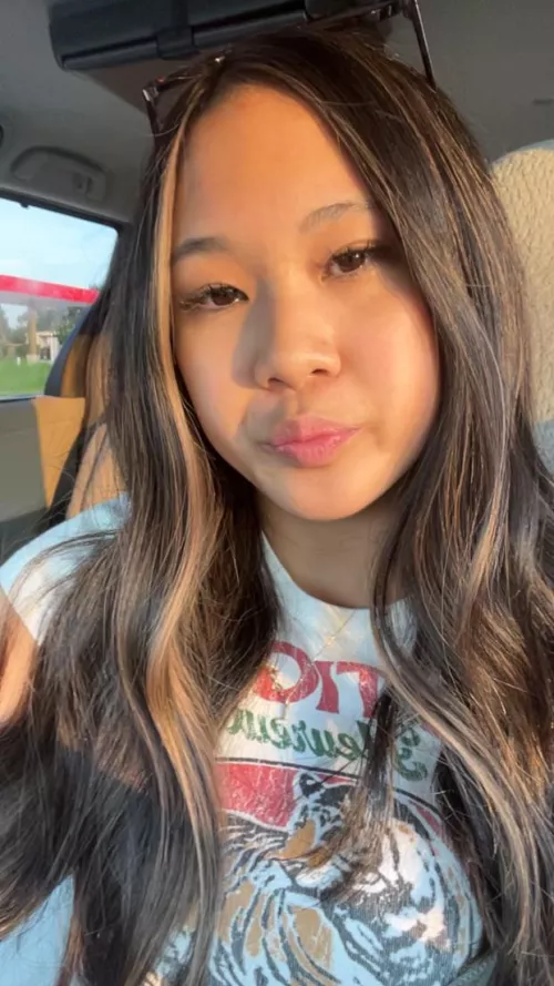 golden glow kinda day 🌅