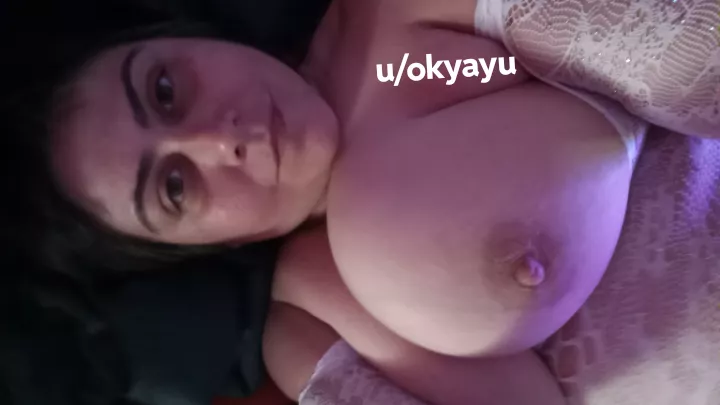 Good morning💞 come give me a kiss