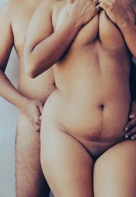 Guess who is in frame today ? A friend of a Mumbai subreddit owner met me yesterday and he said I got a heavenly body 🥰❤️