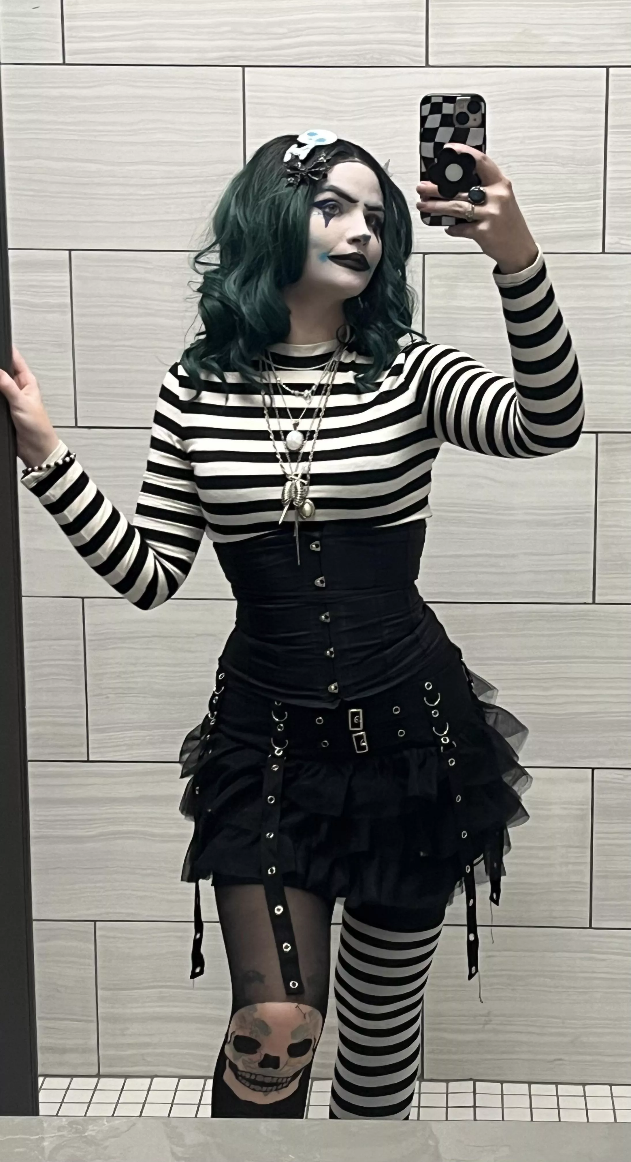 Honk if u like stripes 🖤