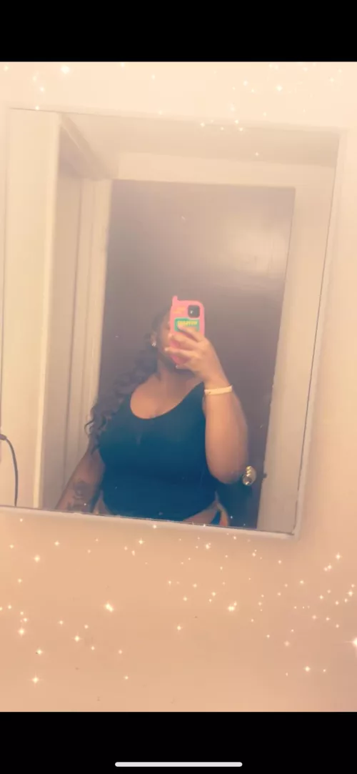 I deserve to be worshipped 💋💋